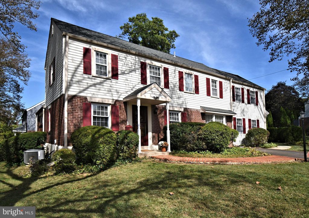 Photo of 442 Oreland Mill Road, ORELAND, PA 19075 (MLS # PAMC2156450)
