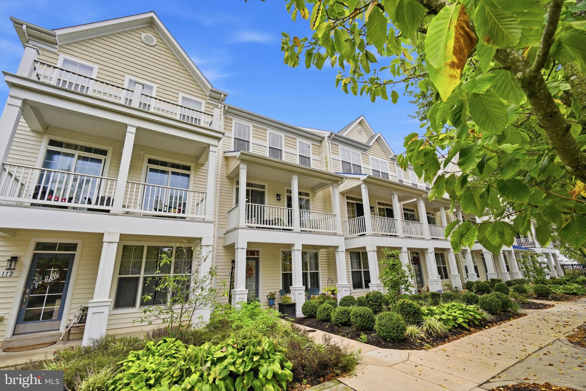 110 SAILORS LANE 2