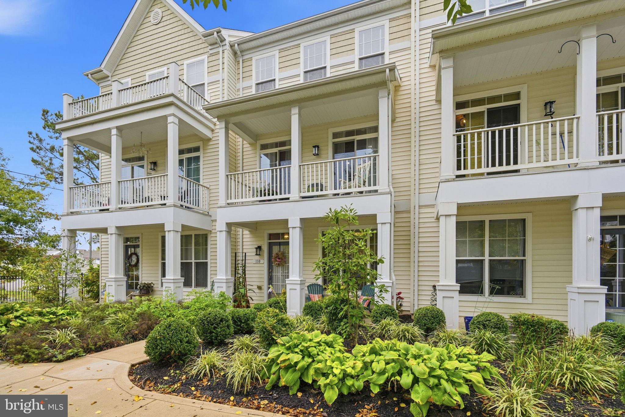 110 SAILORS LANE 2