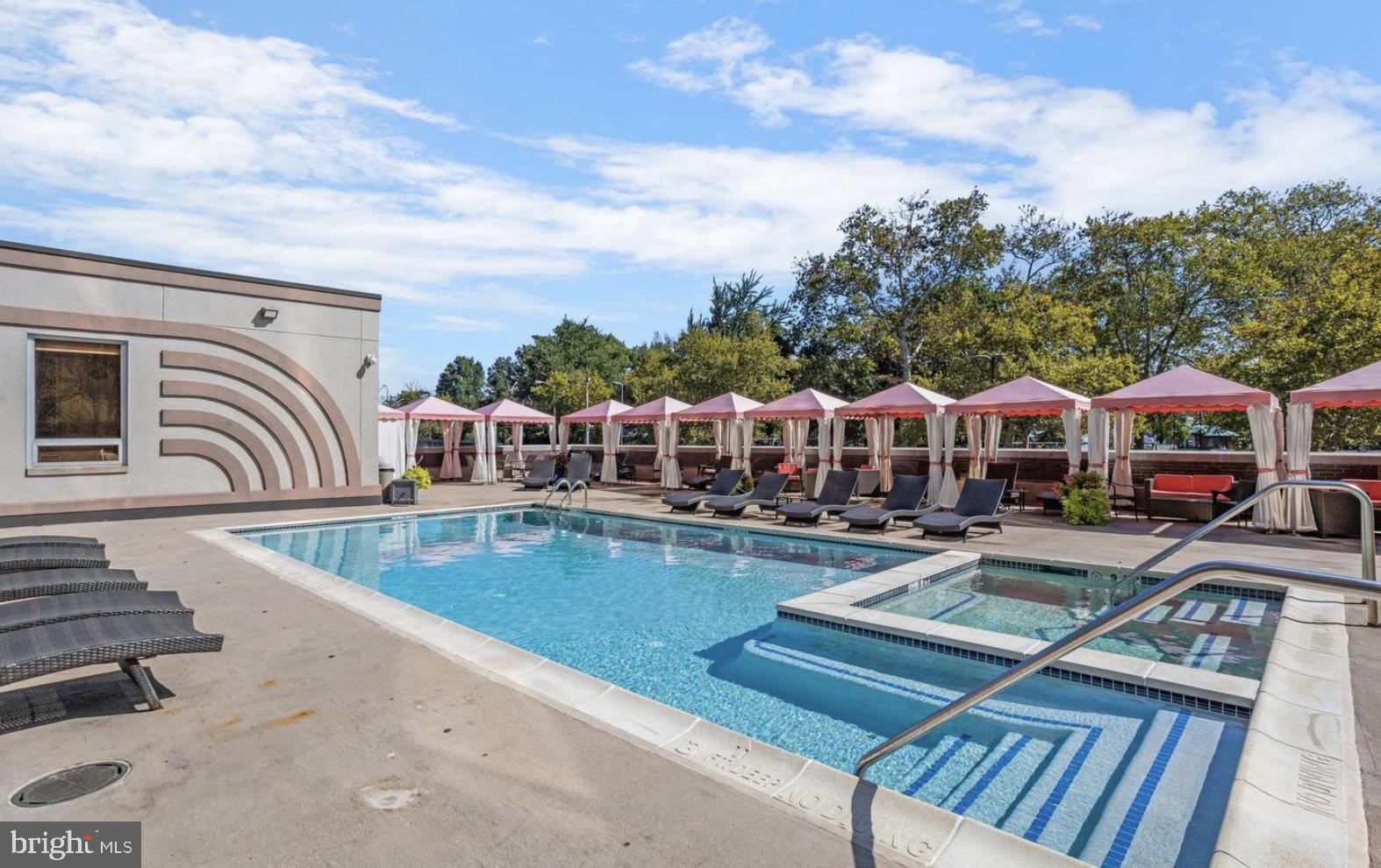 OLD CITY - Residential