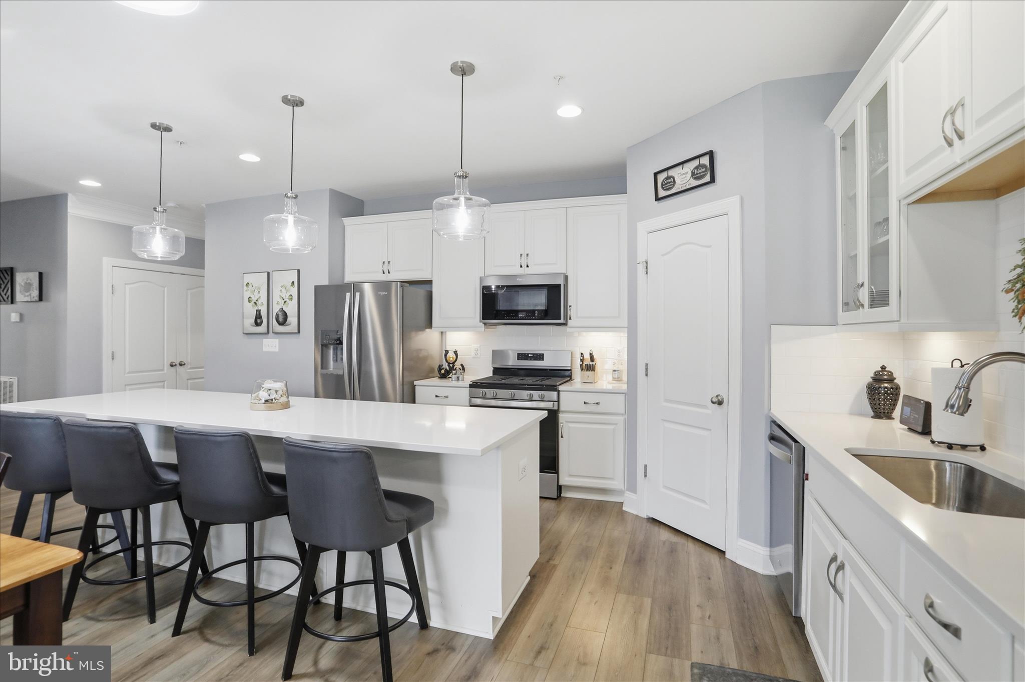 ROSEHILL MANOR - Residential