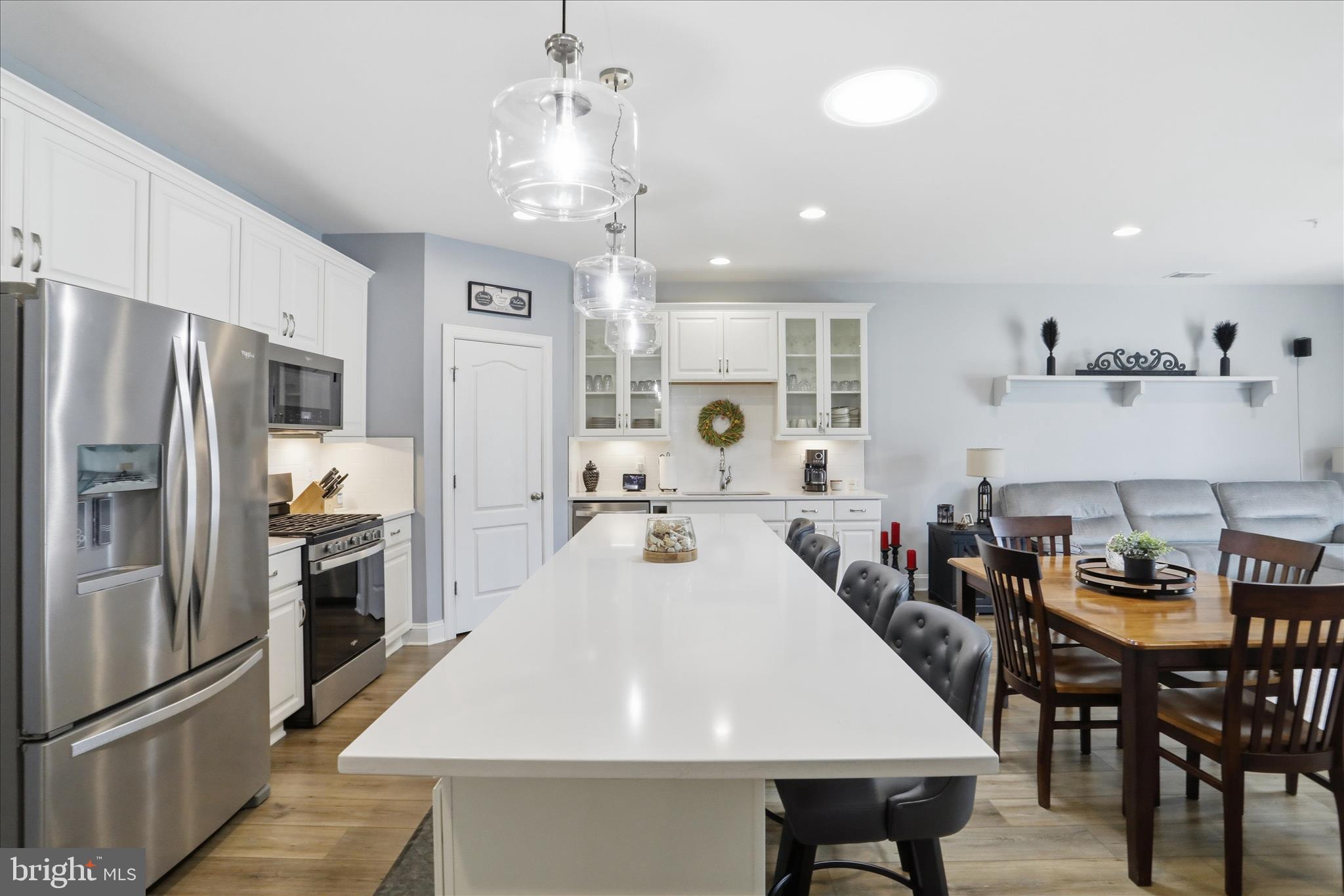 ROSEHILL MANOR - Residential