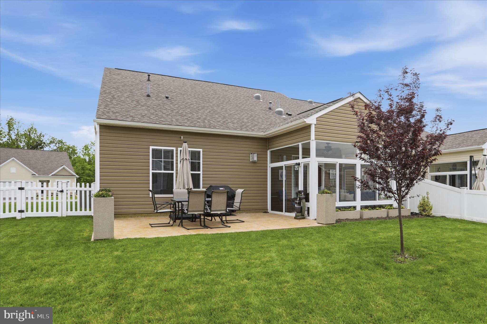 ROSEHILL MANOR - Residential