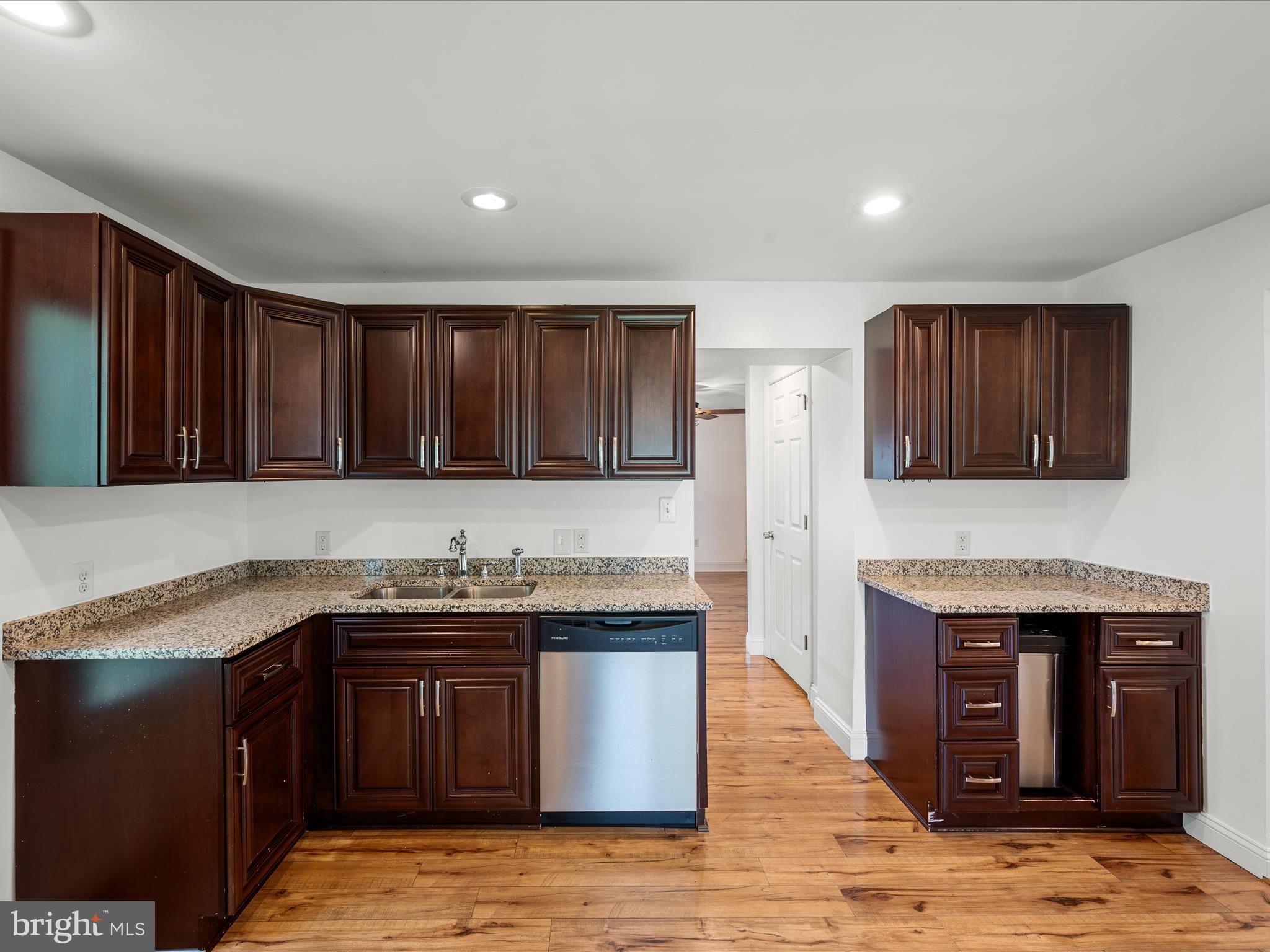 STEPHENS CITY - Residential Lease