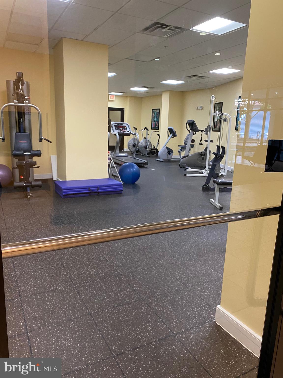 8045 AT SILVER SPRING METRO - Residential Lease