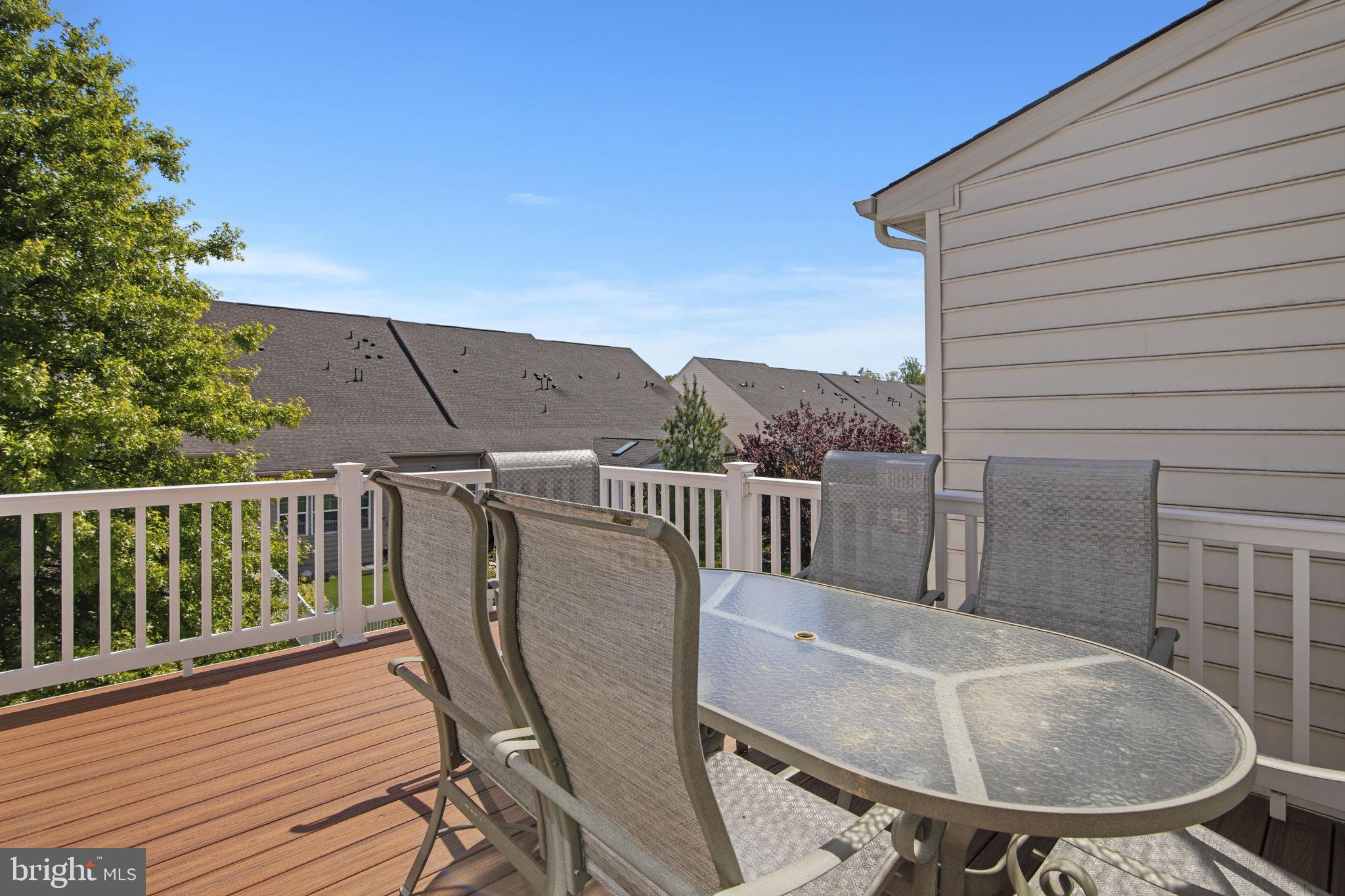 FALLSTON COMMONS - Residential