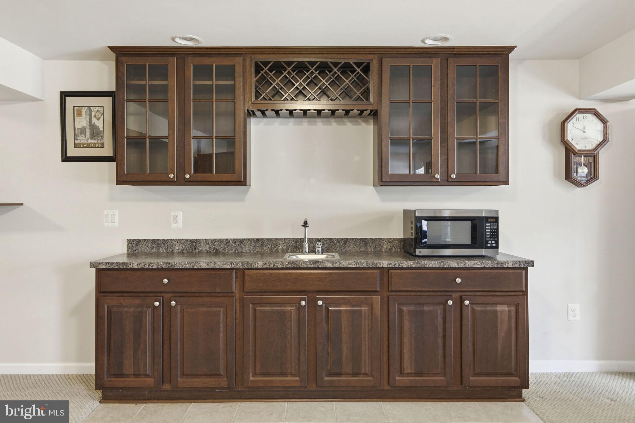 FALLSTON COMMONS - Residential