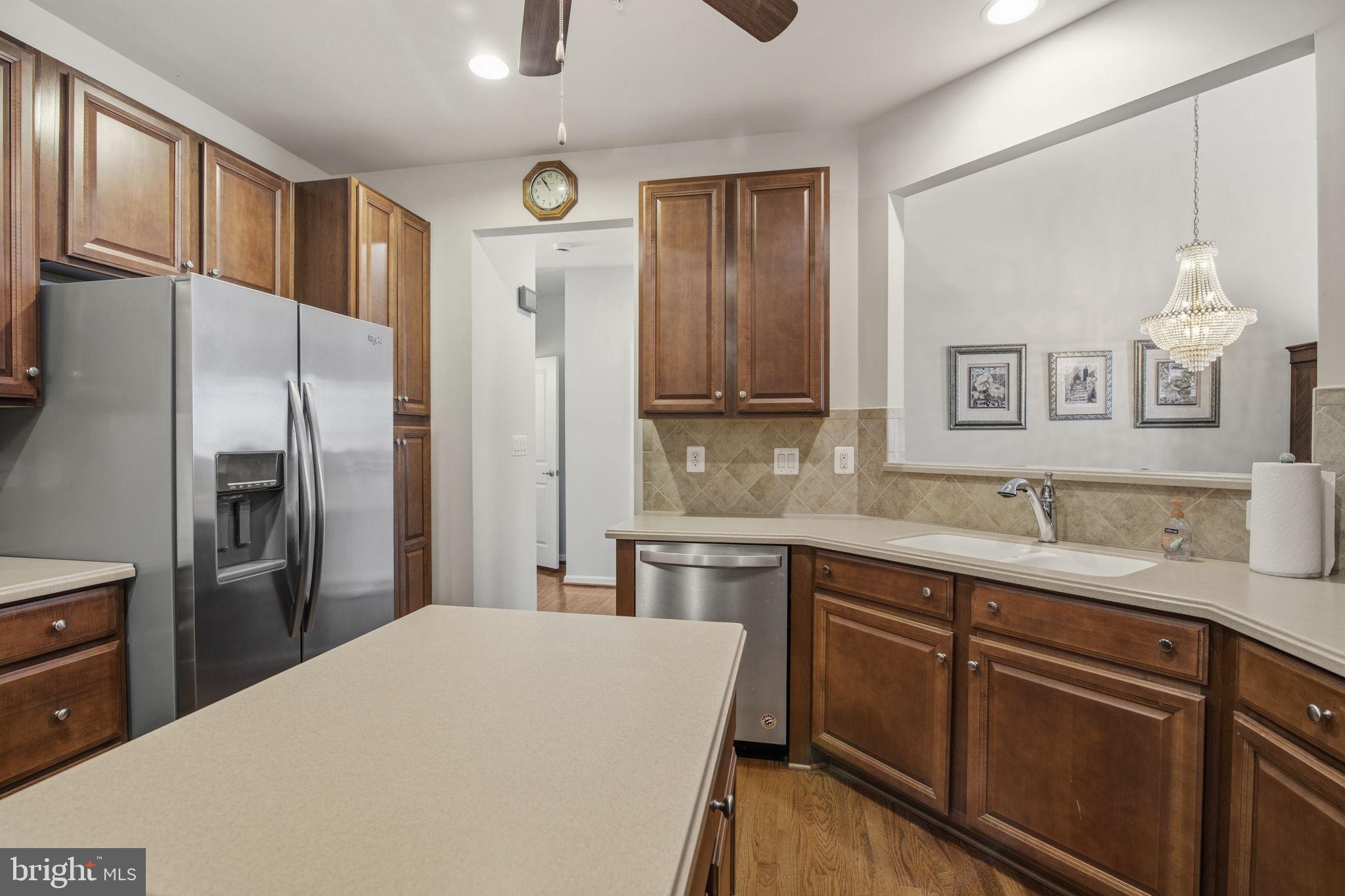 FALLSTON COMMONS - Residential