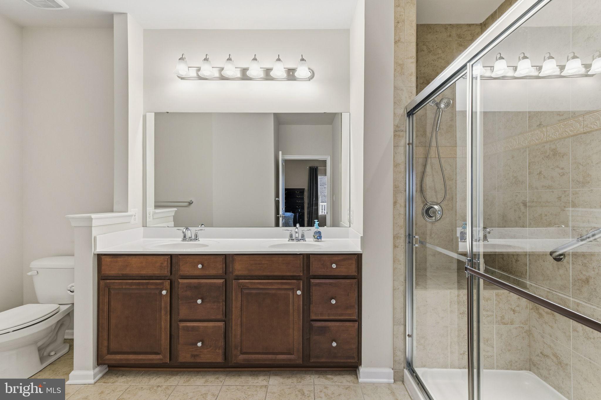 FALLSTON COMMONS - Residential