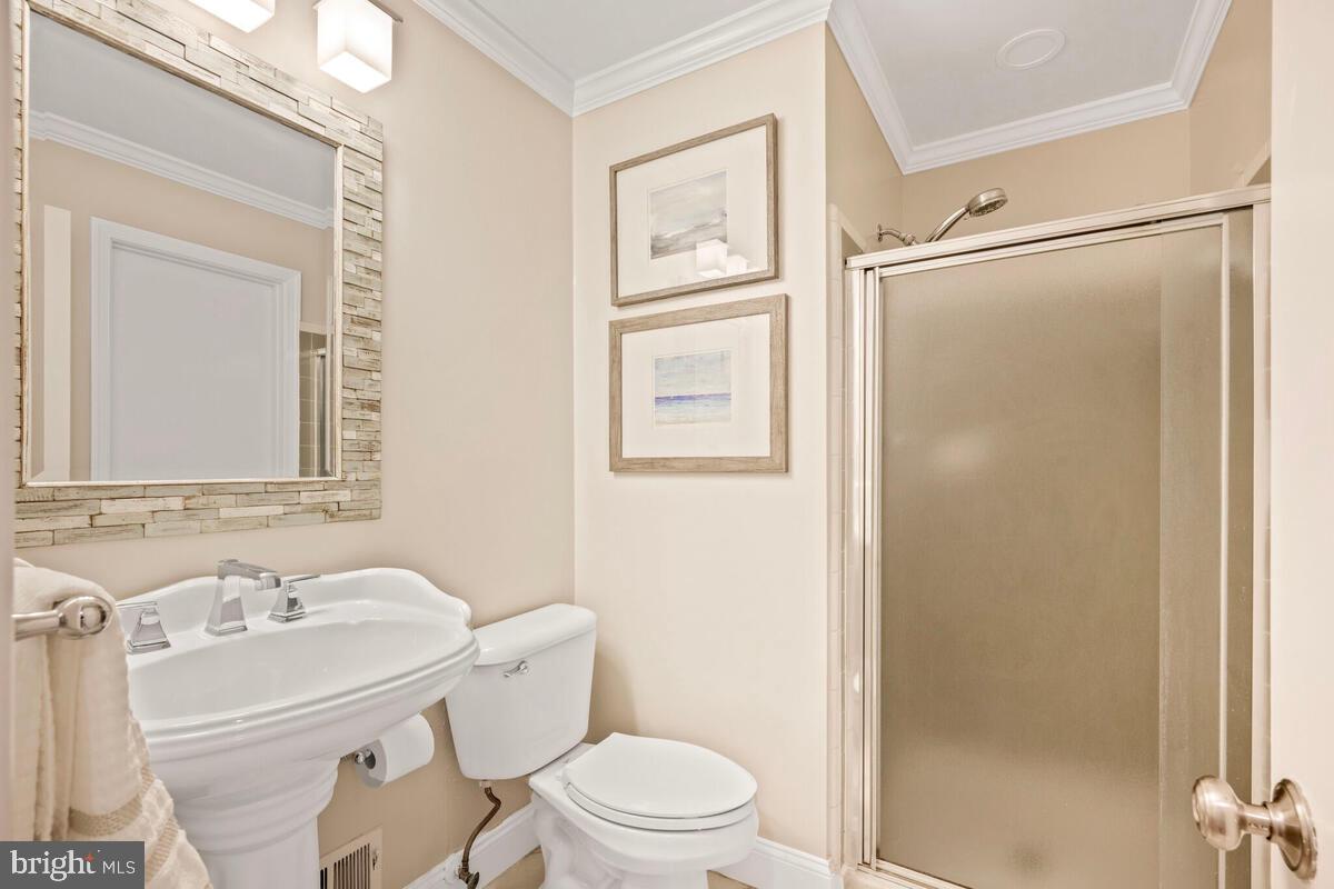 GLEN ECHO HEIGHTS - Residential