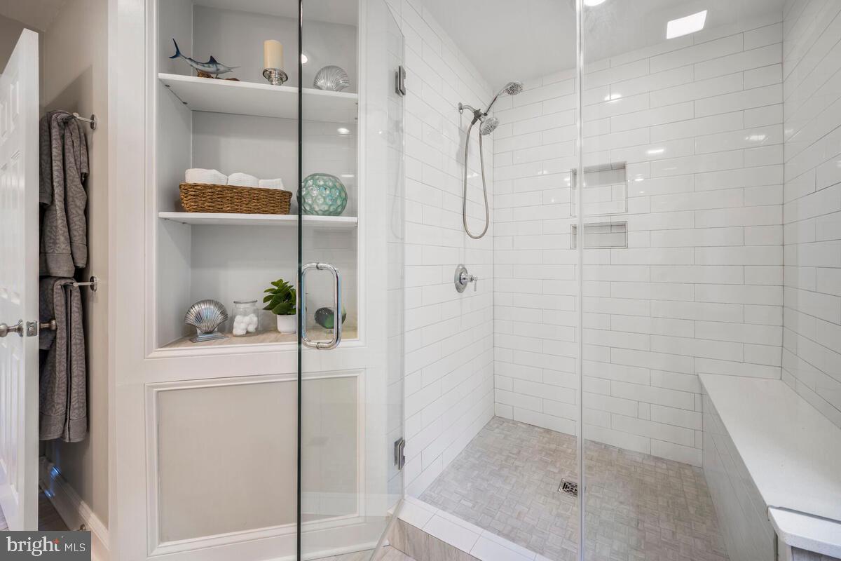 GLEN ECHO HEIGHTS - Residential