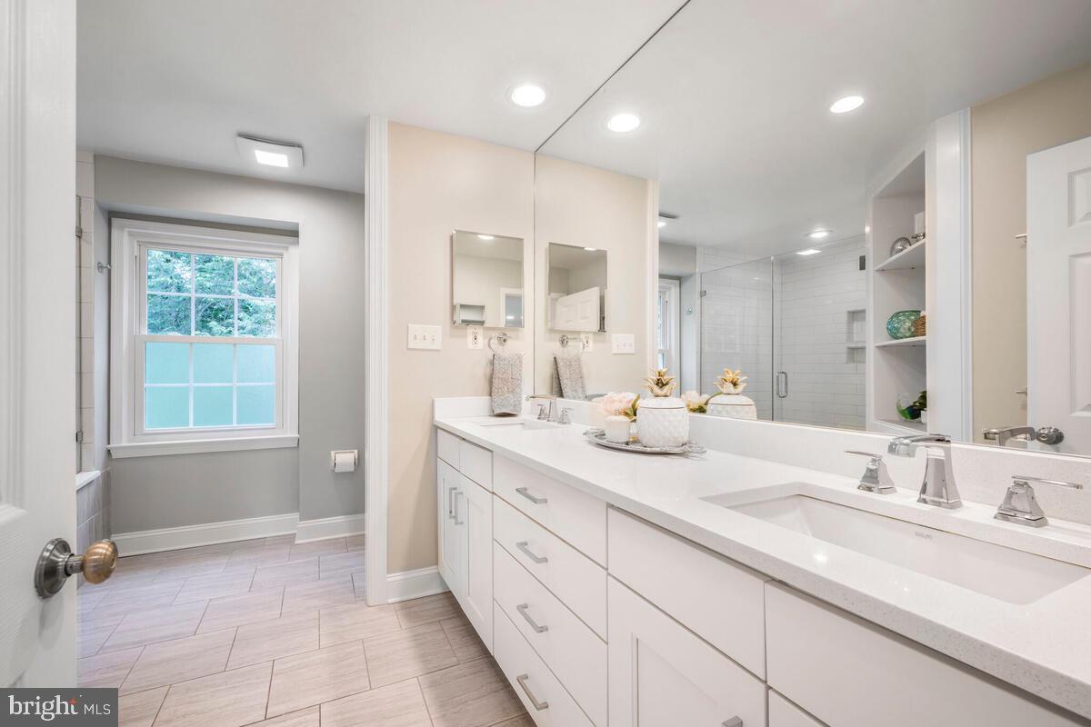 GLEN ECHO HEIGHTS - Residential