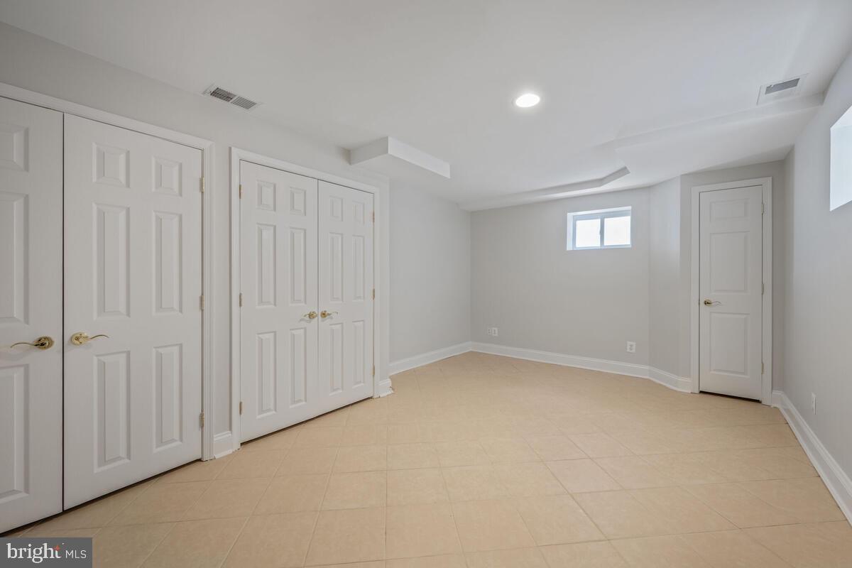 GLEN ECHO HEIGHTS - Residential