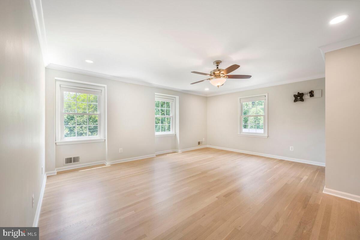 GLEN ECHO HEIGHTS - Residential