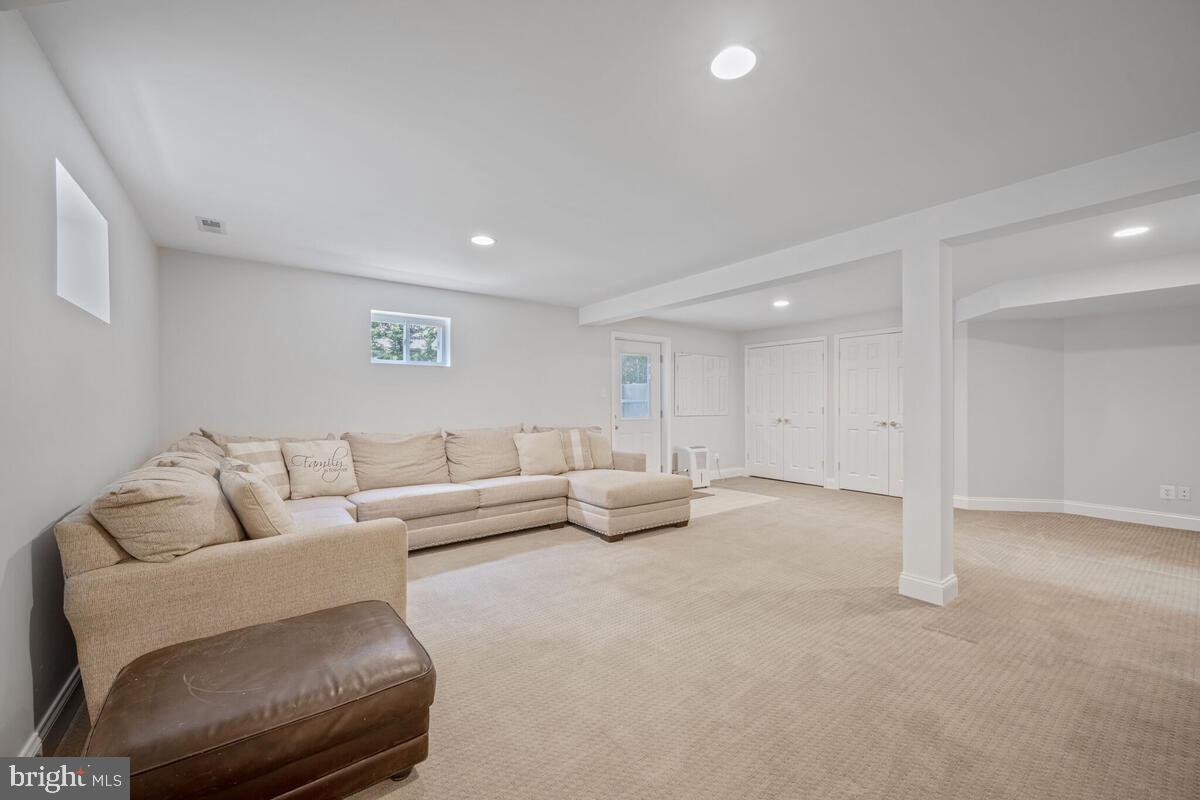 GLEN ECHO HEIGHTS - Residential