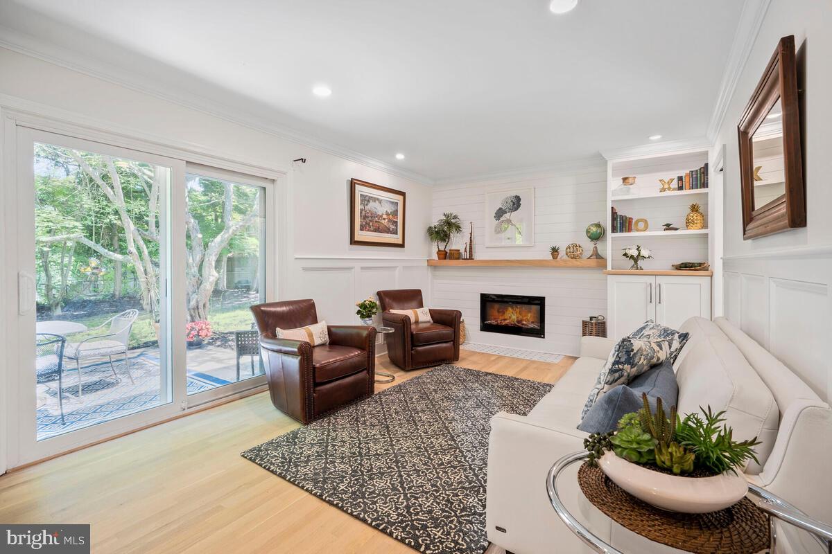 GLEN ECHO HEIGHTS - Residential