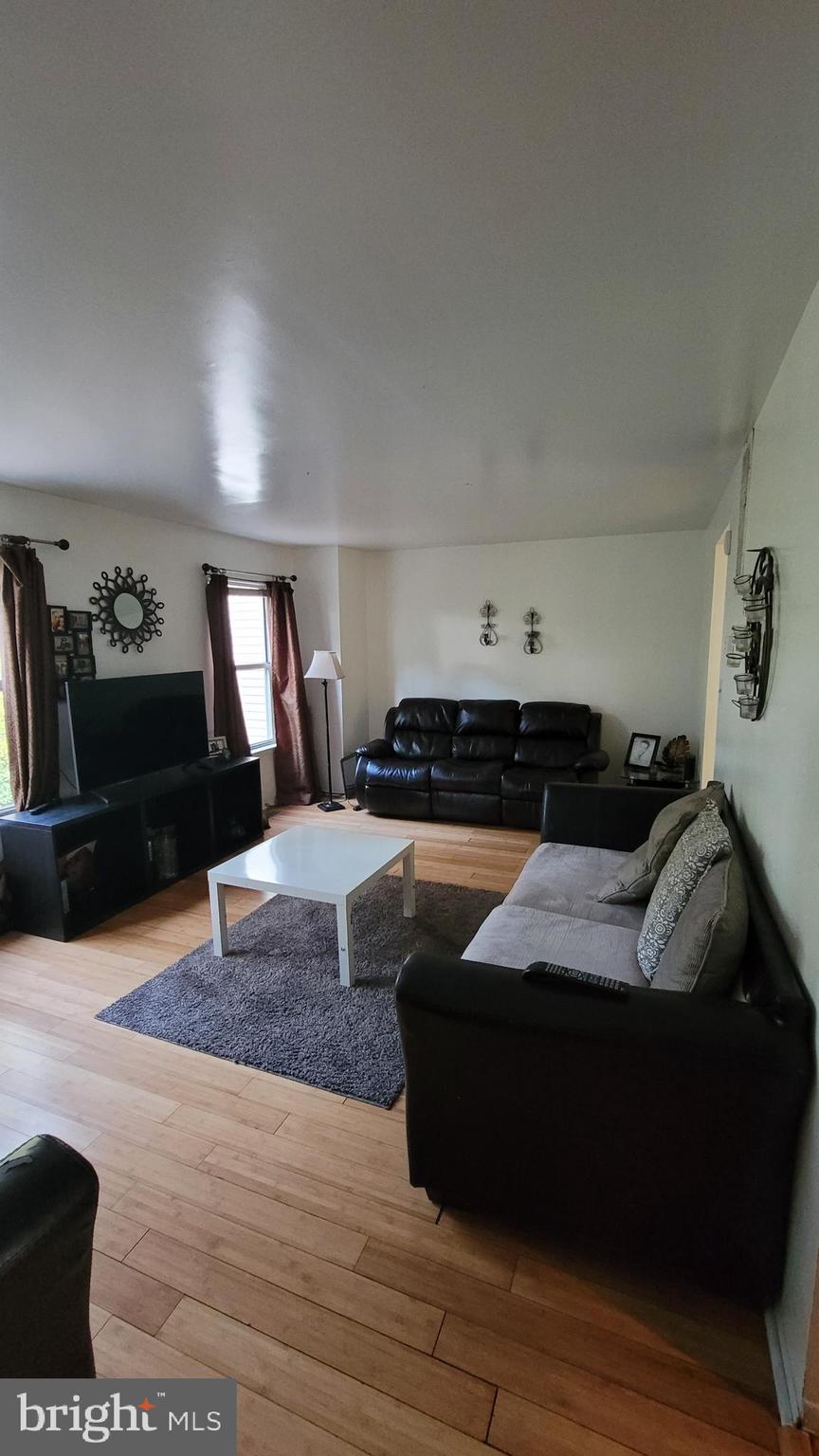 WOODSTREAM VILLAGE PLAT - Residential