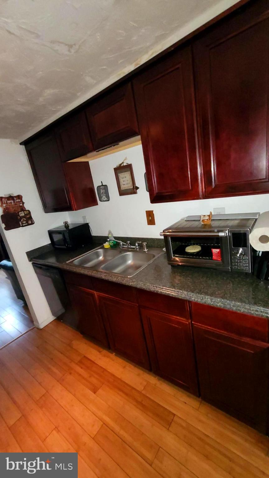 WOODSTREAM VILLAGE PLAT - Residential