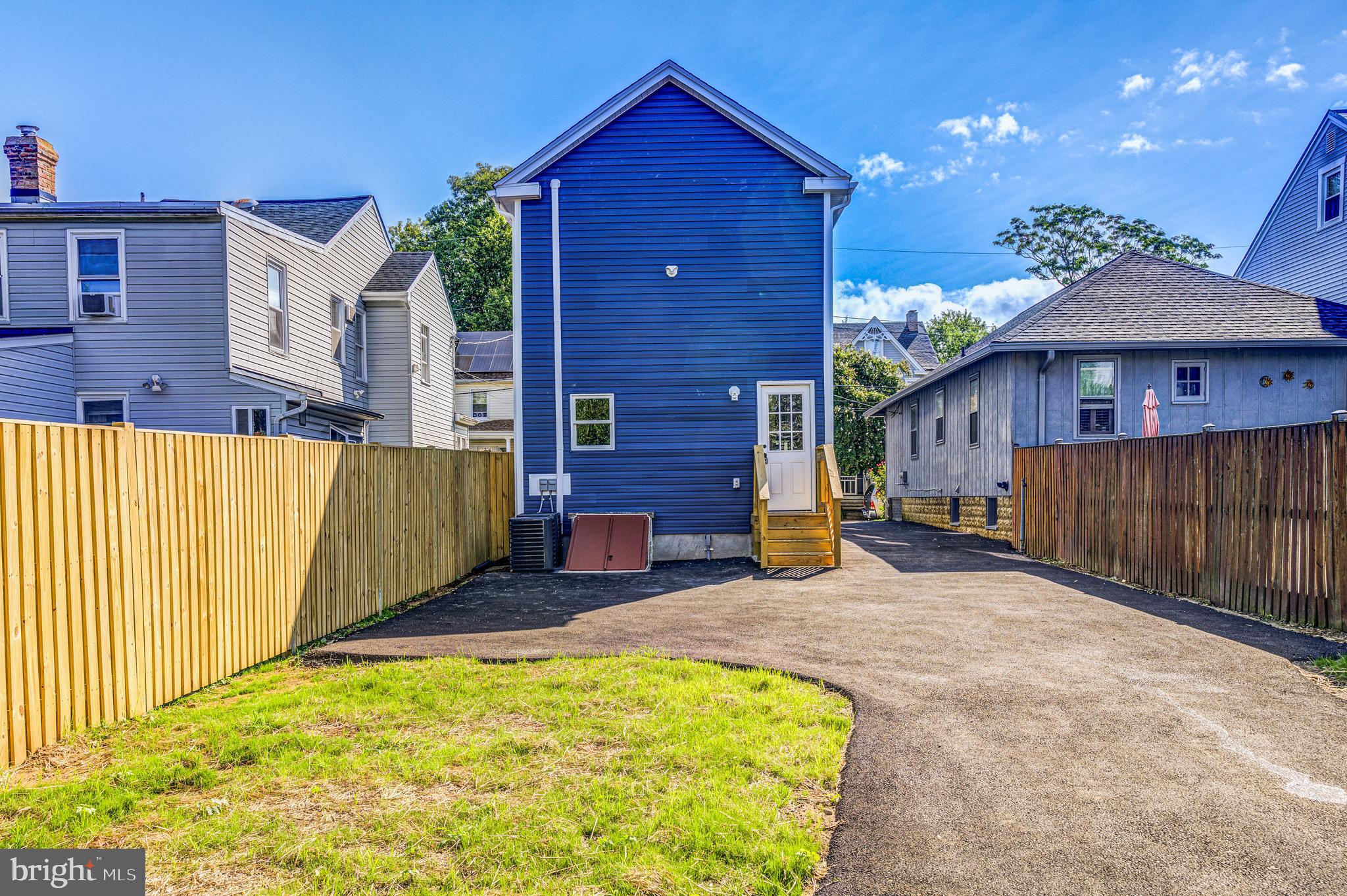 HOMEWOOD - Residential