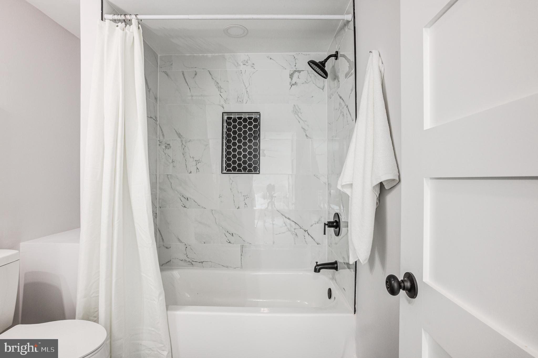 HOMEWOOD - Residential