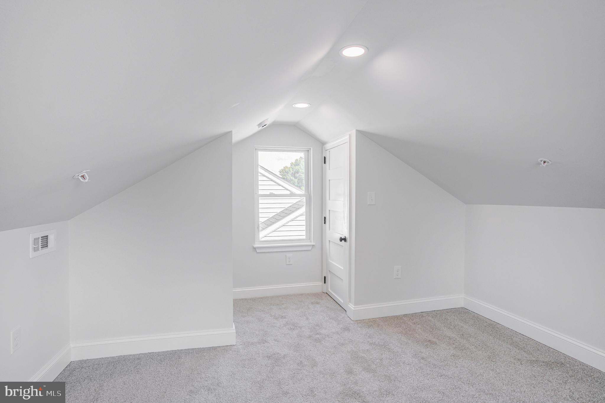 HOMEWOOD - Residential