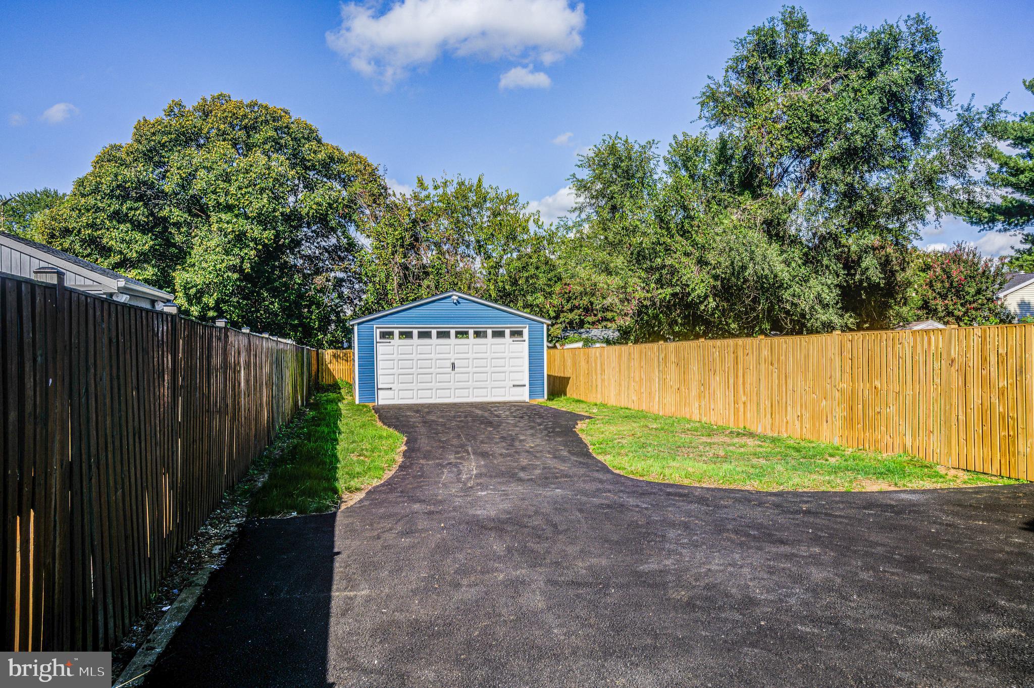 HOMEWOOD - Residential