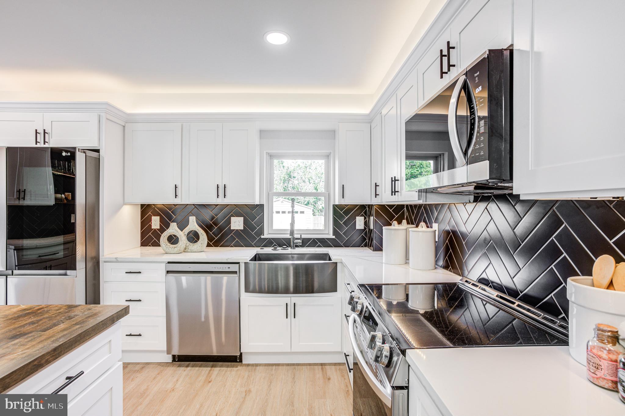 HOMEWOOD - Residential