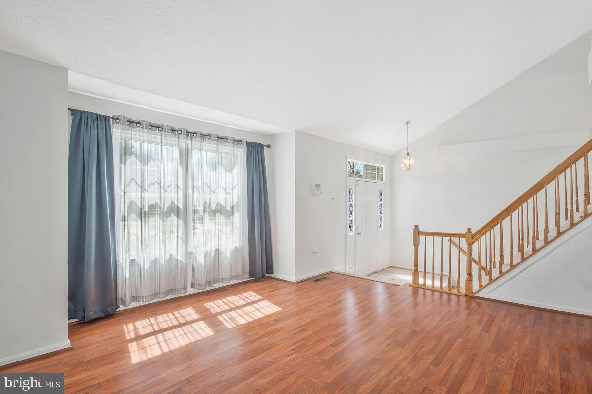 DORCHESTER - ST. CHARLES - Residential