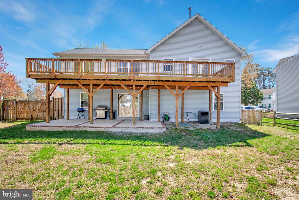 DORCHESTER - ST. CHARLES - Residential