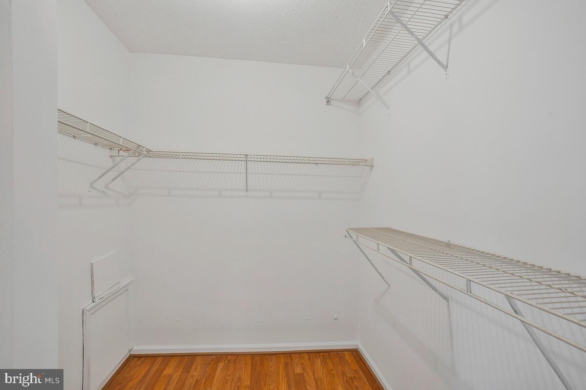 DORCHESTER - ST. CHARLES - Residential