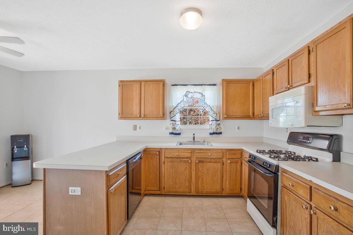 DORCHESTER - ST. CHARLES - Residential