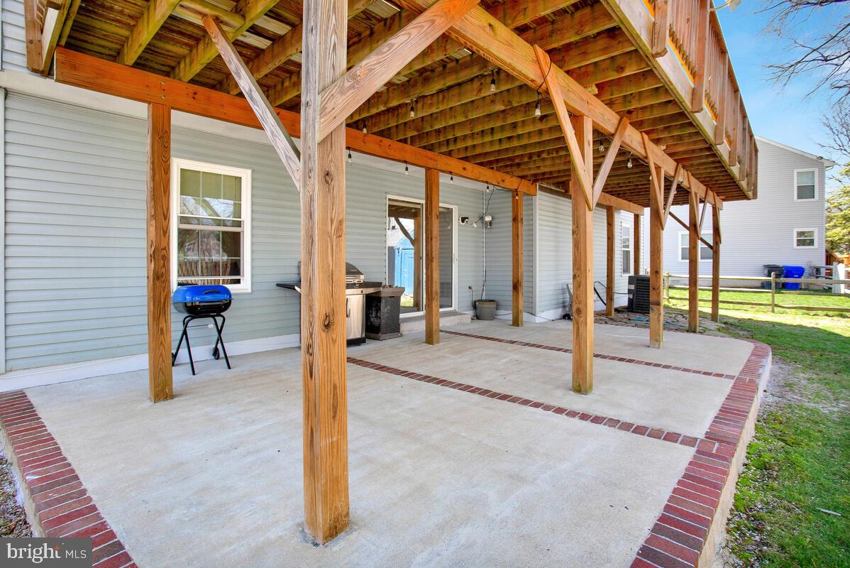 DORCHESTER - ST. CHARLES - Residential