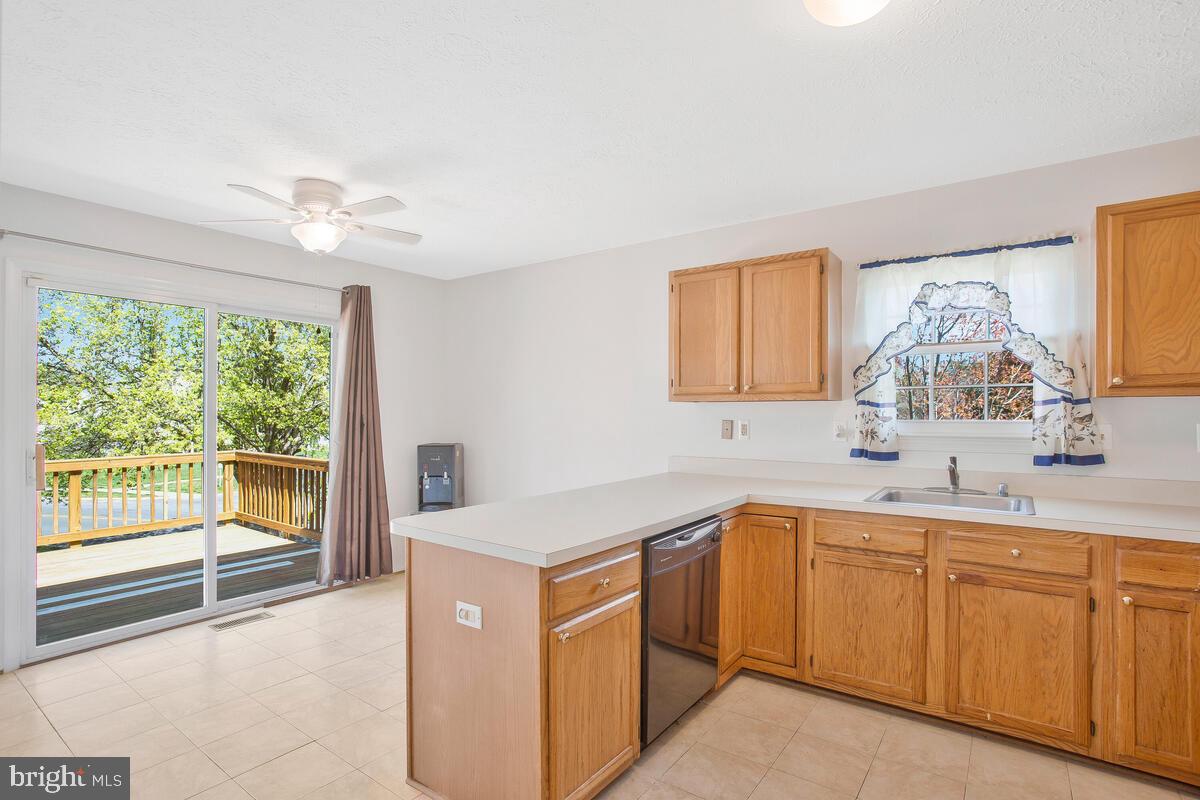 DORCHESTER - ST. CHARLES - Residential