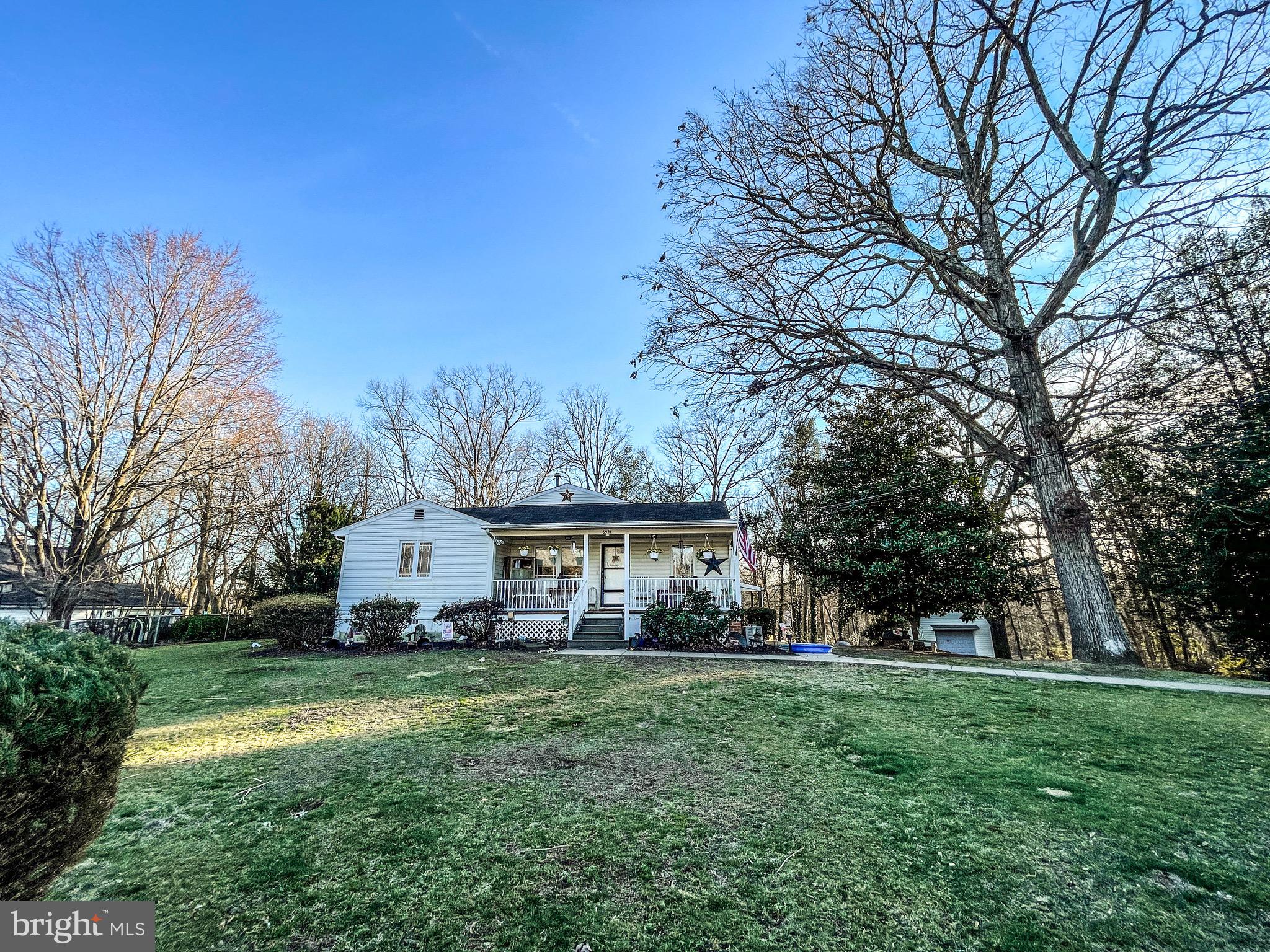 WINDSOR ESTATES - Residential