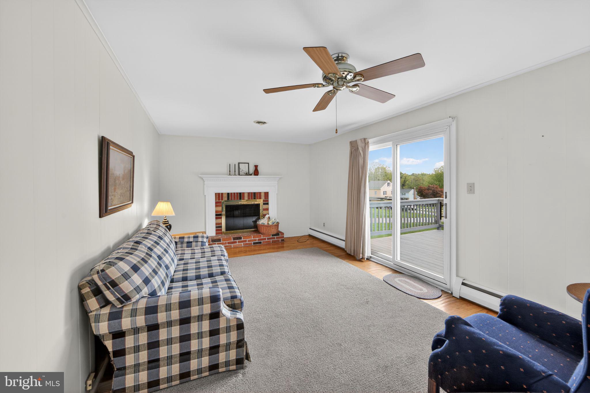 KNOLLWOOD - Residential