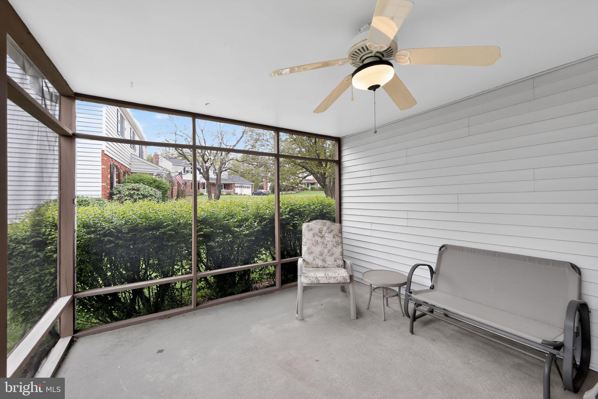 KNOLLWOOD - Residential
