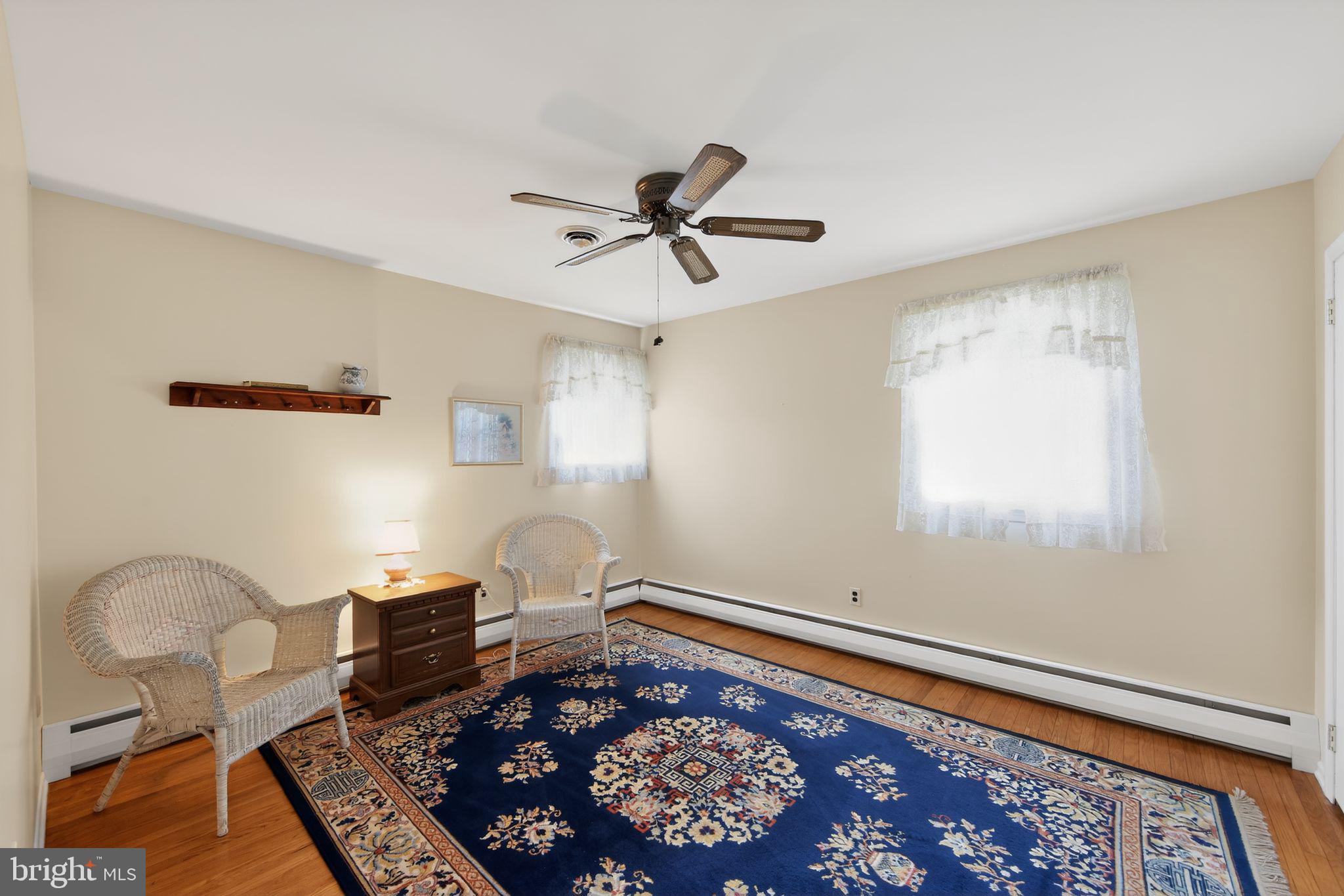 KNOLLWOOD - Residential
