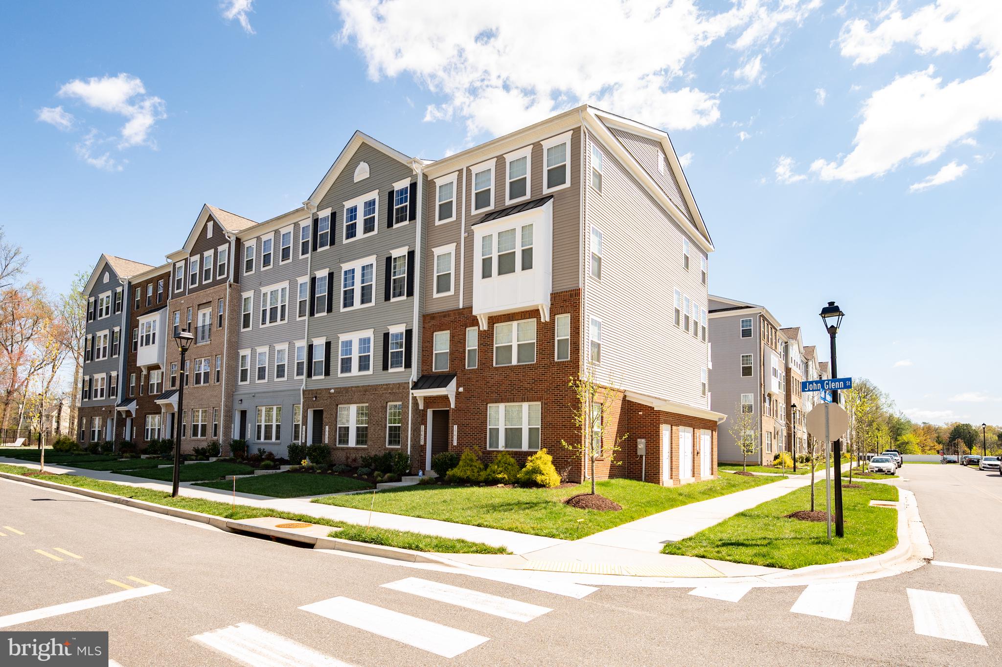 10423 JOHN GLENN STREET