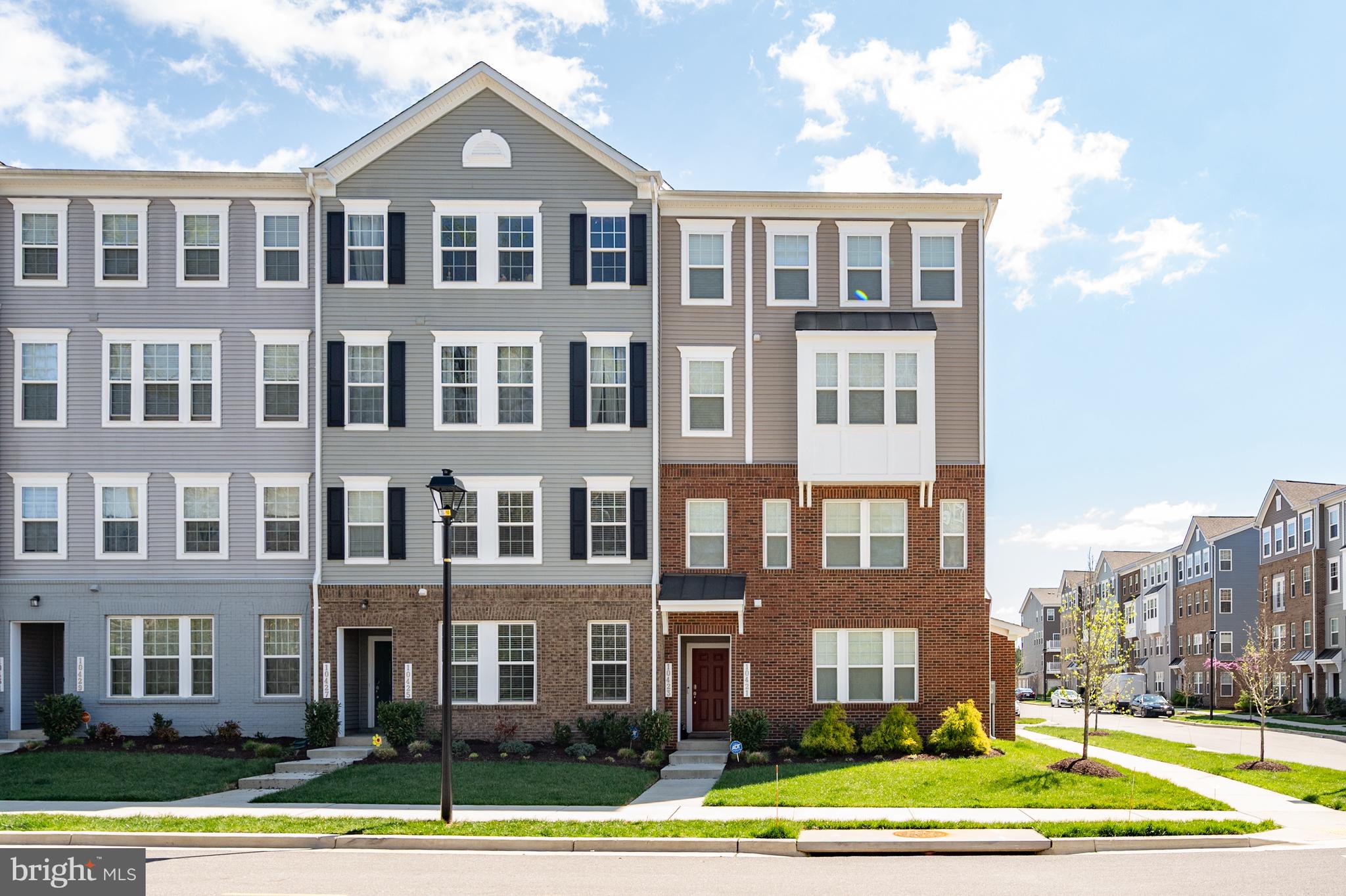 10423 JOHN GLENN STREET