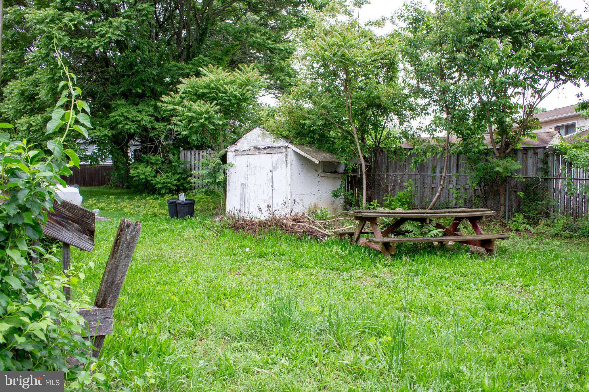 OLAN PLAZA - Residential