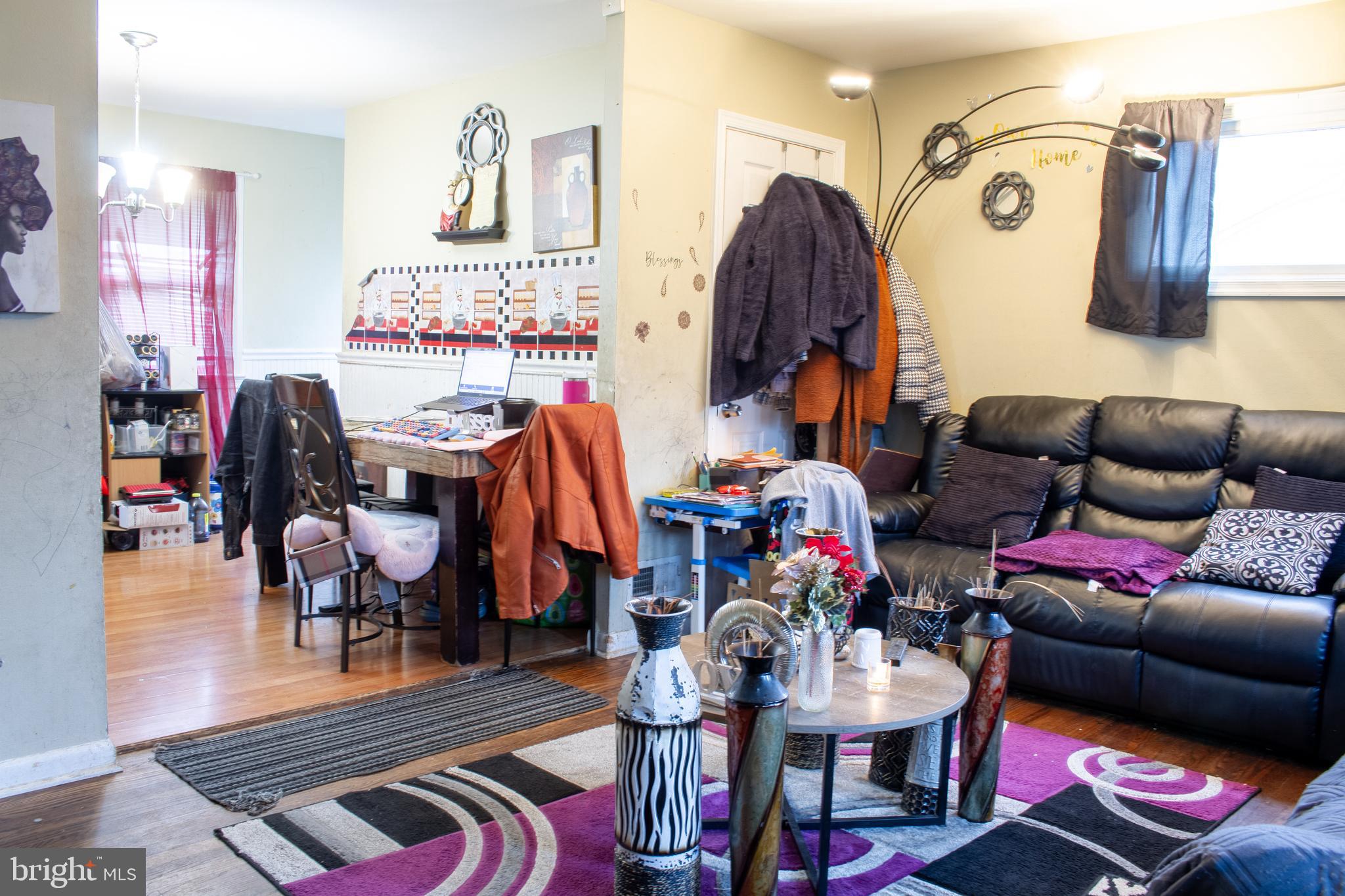 OLAN PLAZA - Residential