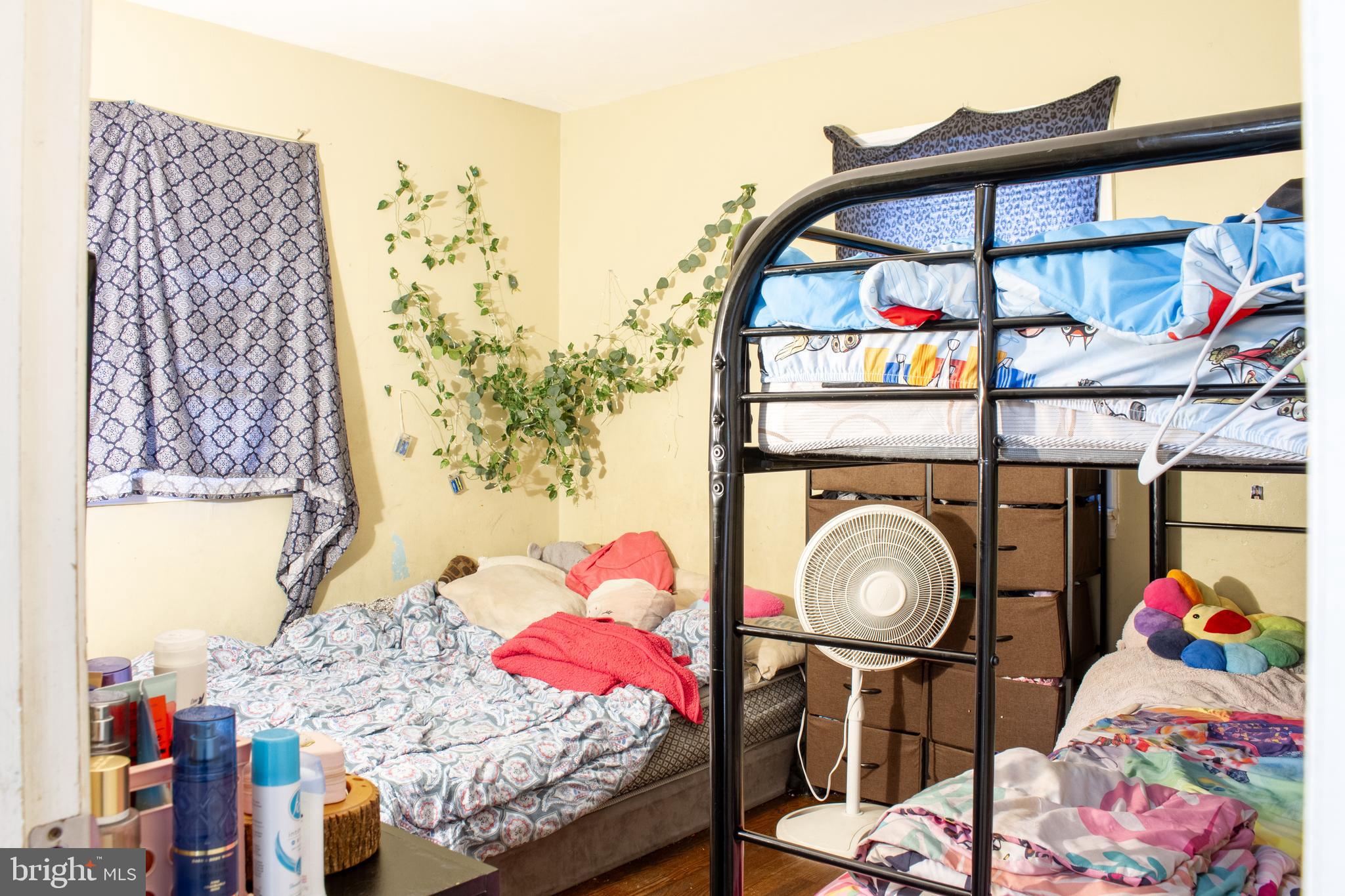 OLAN PLAZA - Residential