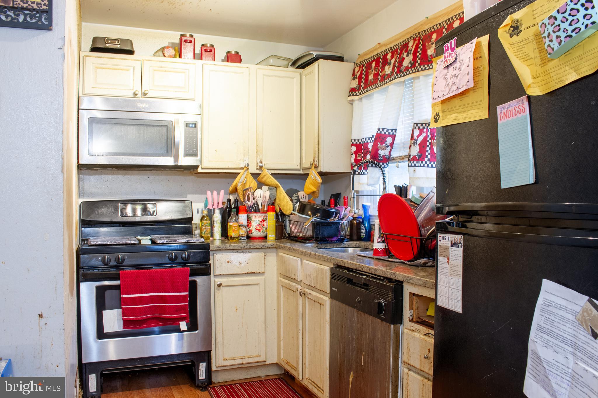 OLAN PLAZA - Residential