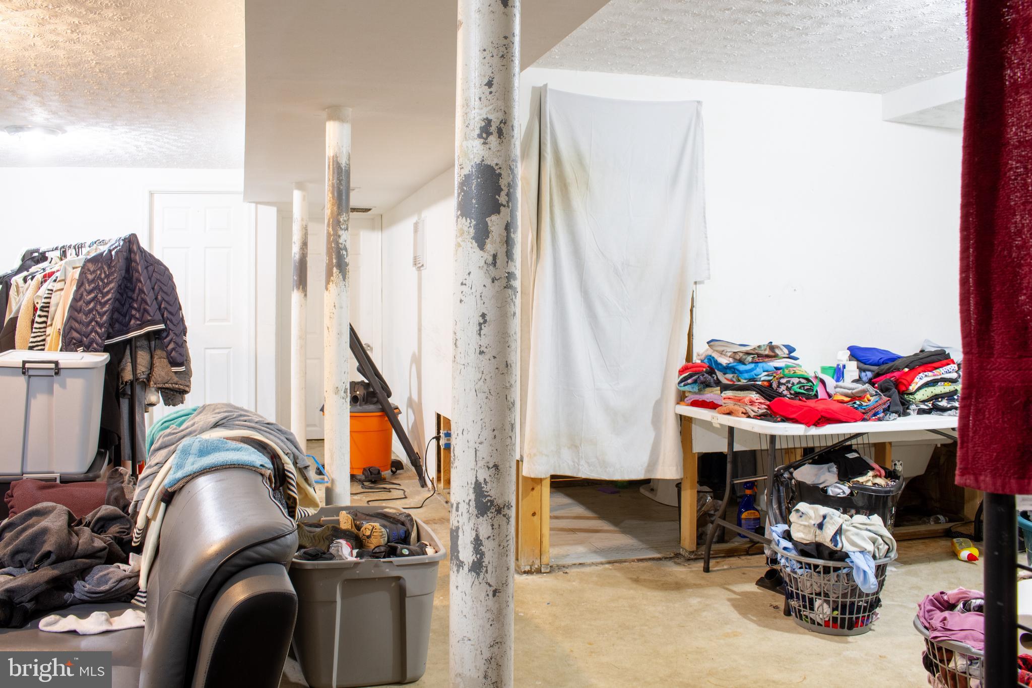 OLAN PLAZA - Residential