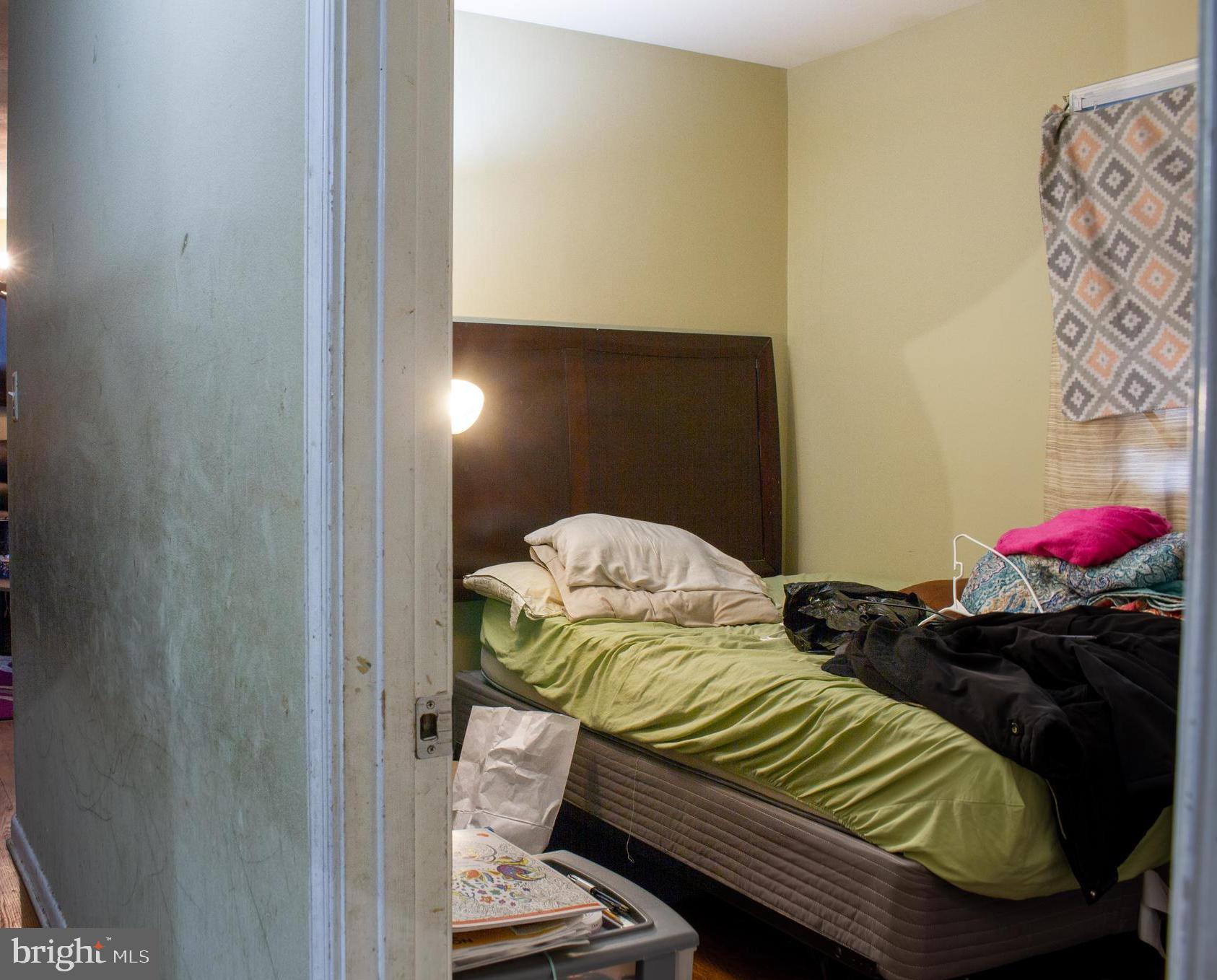 OLAN PLAZA - Residential