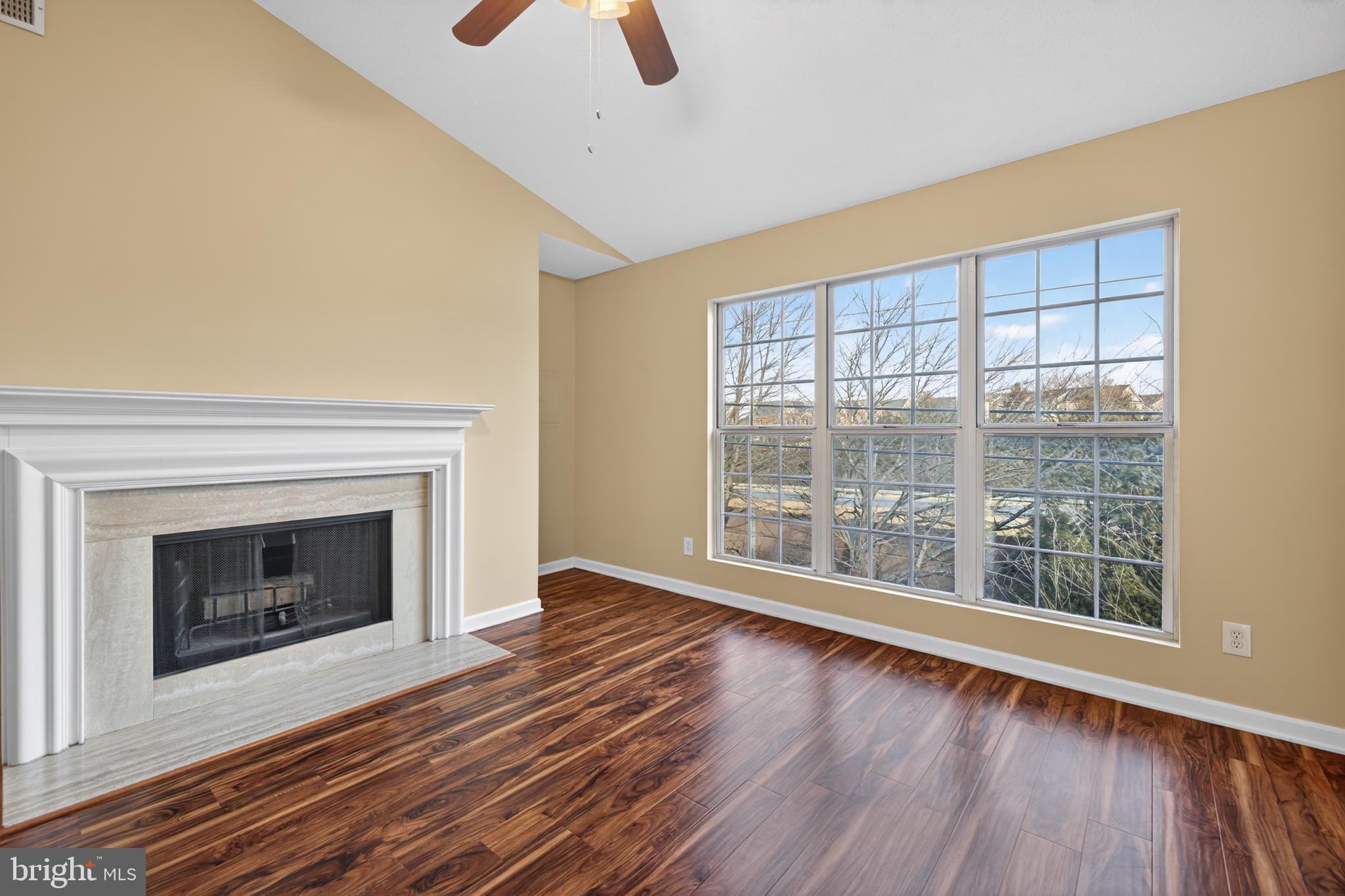 FOX CHASE - Residential