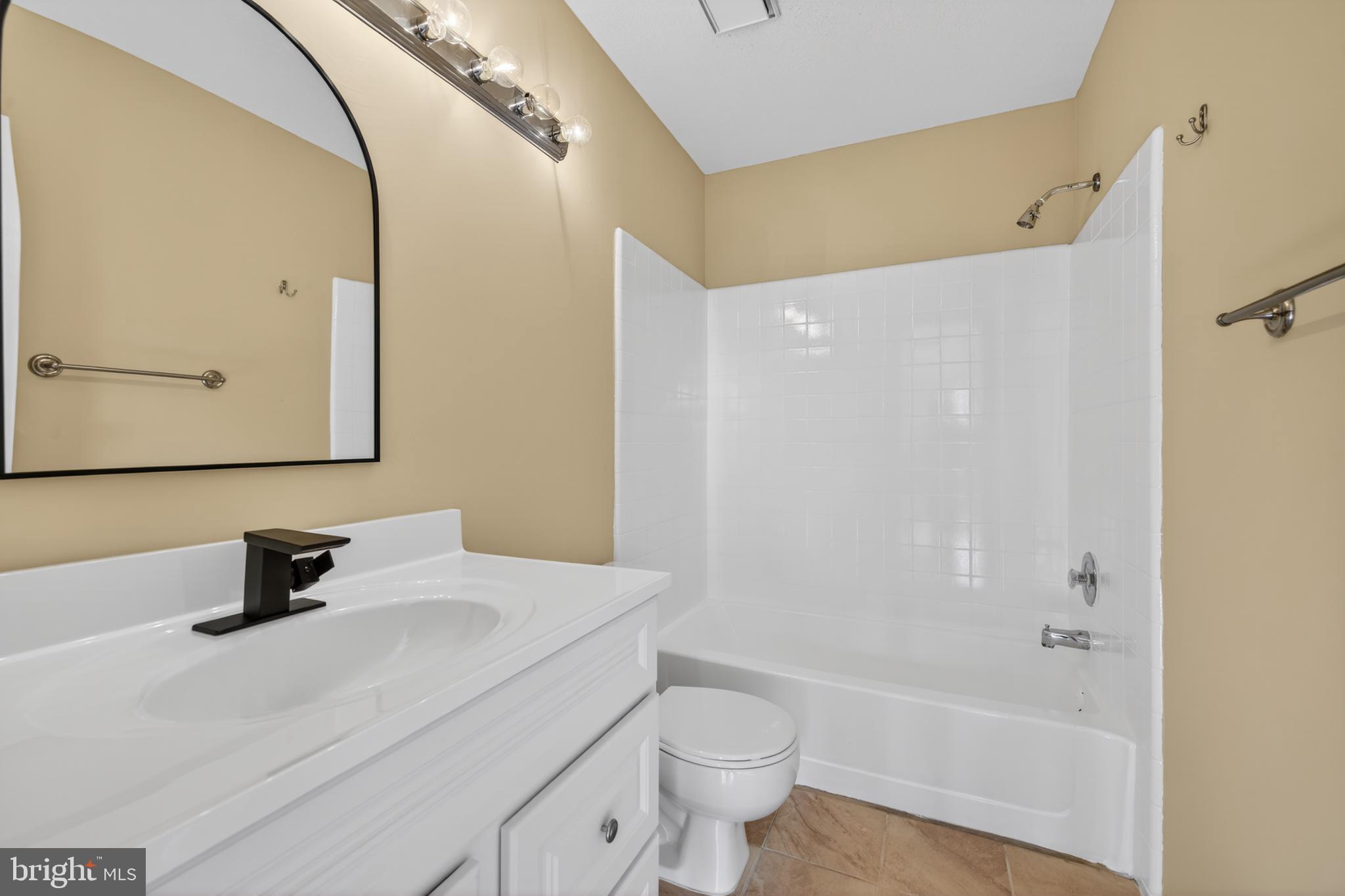 FOX CHASE - Residential