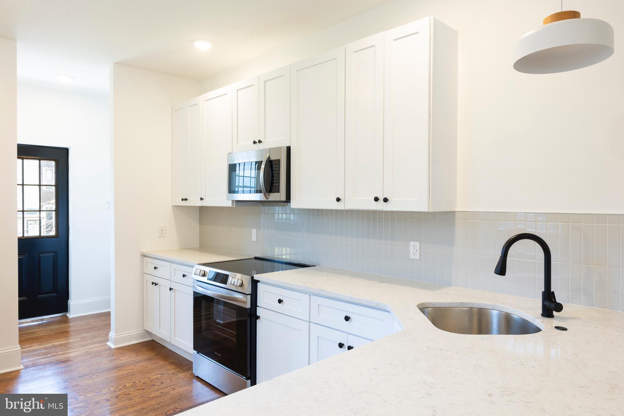 COBBS CREEK - Residential Lease