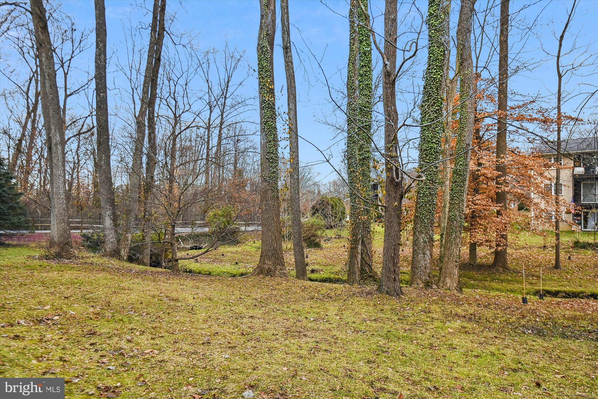 HICKORY HILLS CONDOMINIUMS - Residential