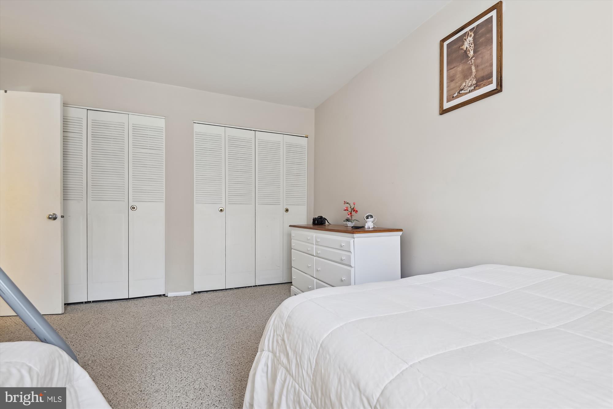 HICKORY HILLS CONDOMINIUMS - Residential